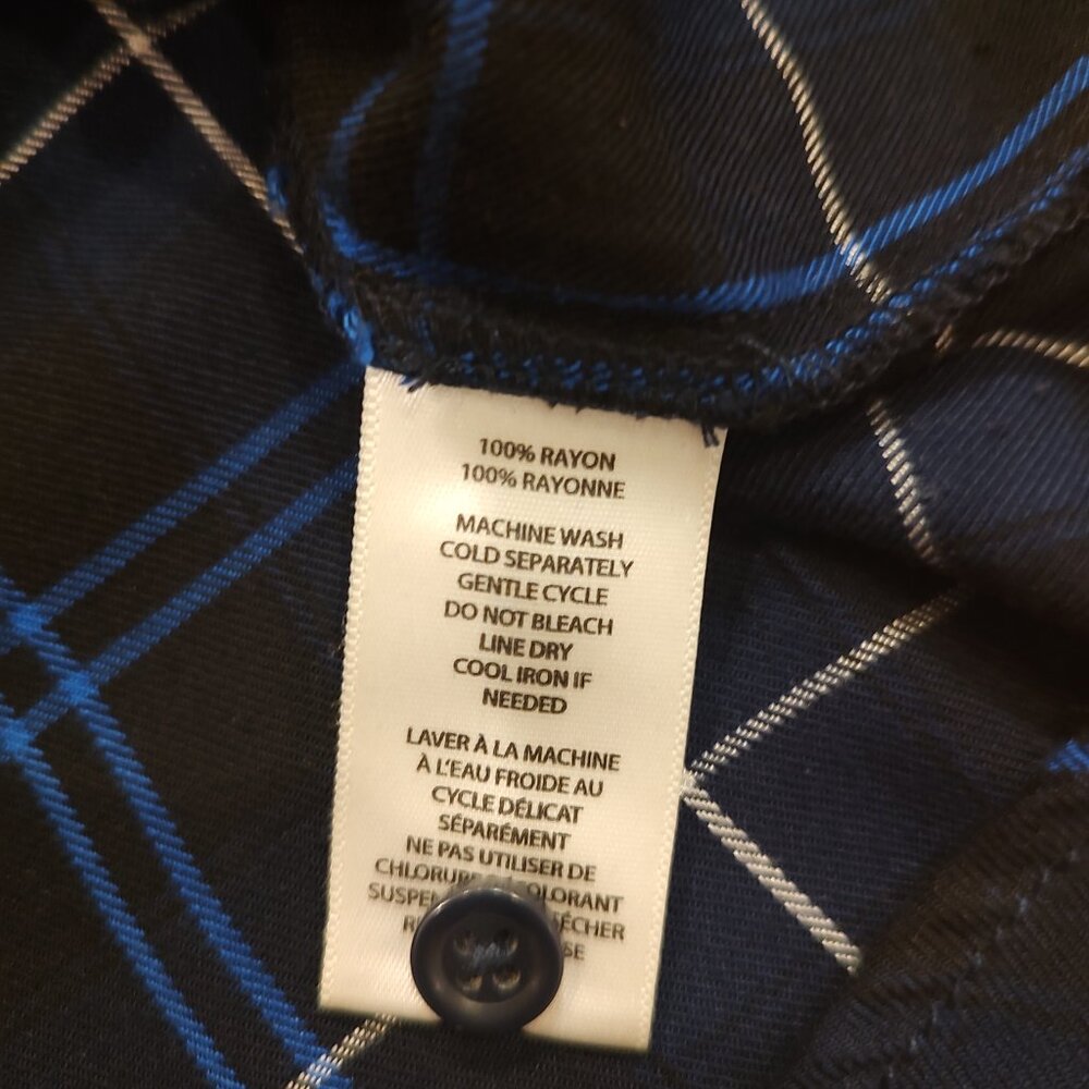 Black and Blue plaid, relaxed top - Picture 5 of 5